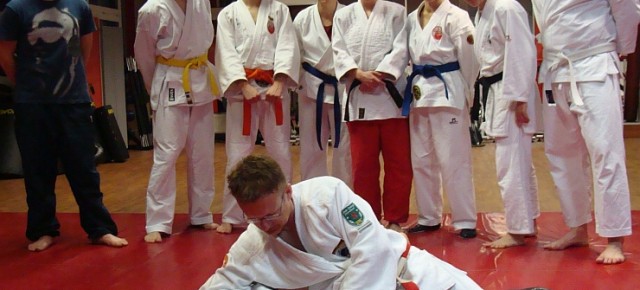 Aus Karate mach' Jiu-Jitsu
