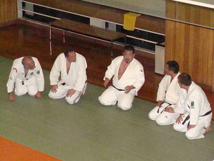 Die BAE-Meister im Gespräch mit Harukuni Shimoyama