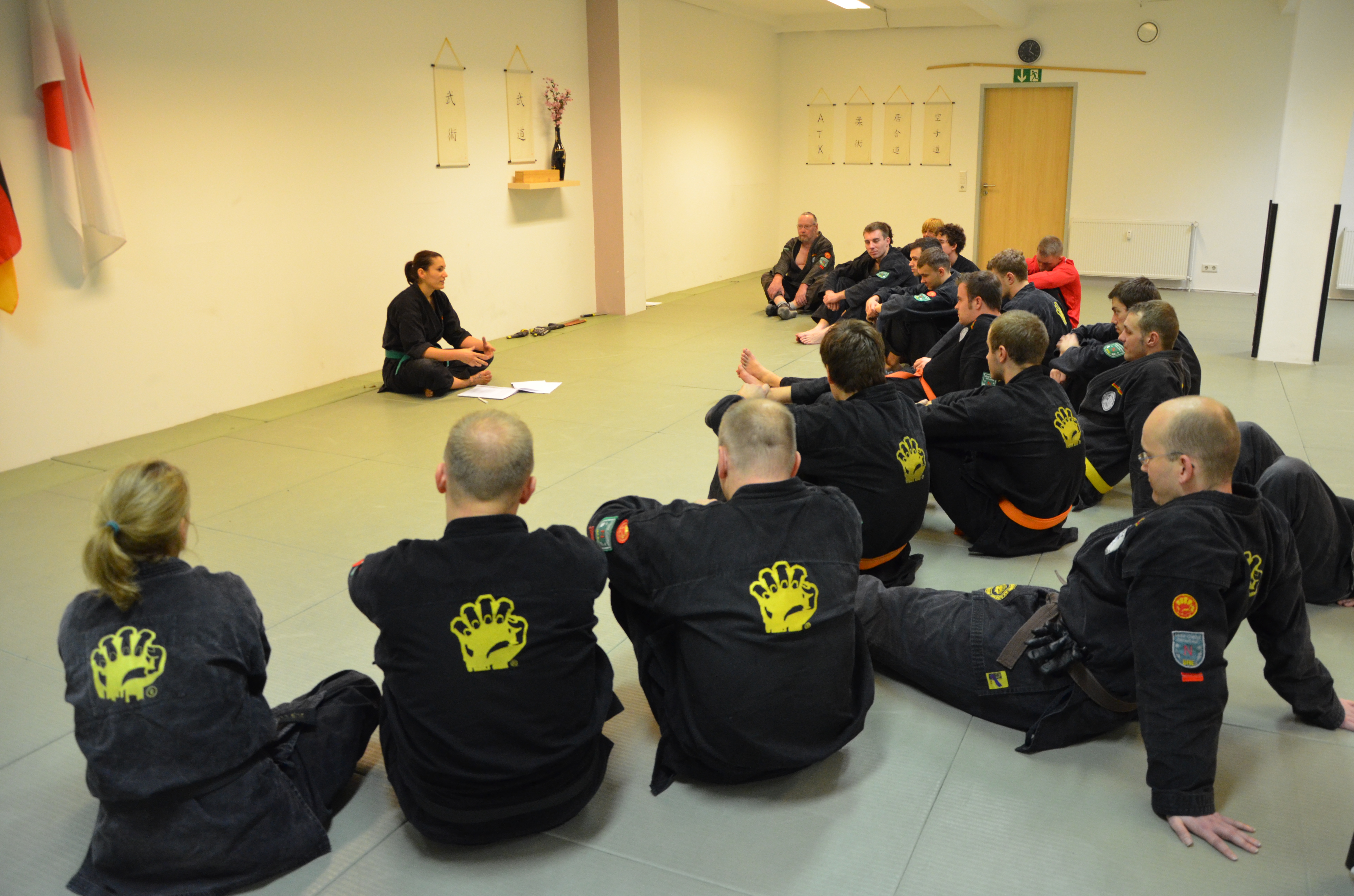 Read more about the article Kopf- und Körpereinsatz im Westen